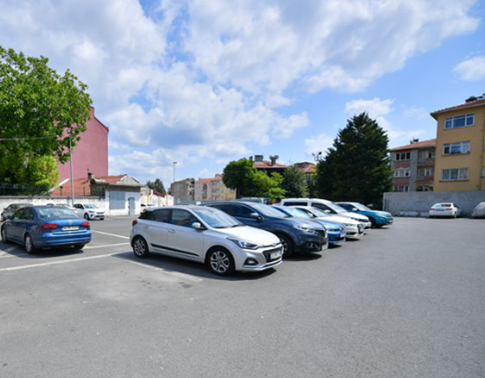 Profesyonel Transfer & Güvenli Otopark